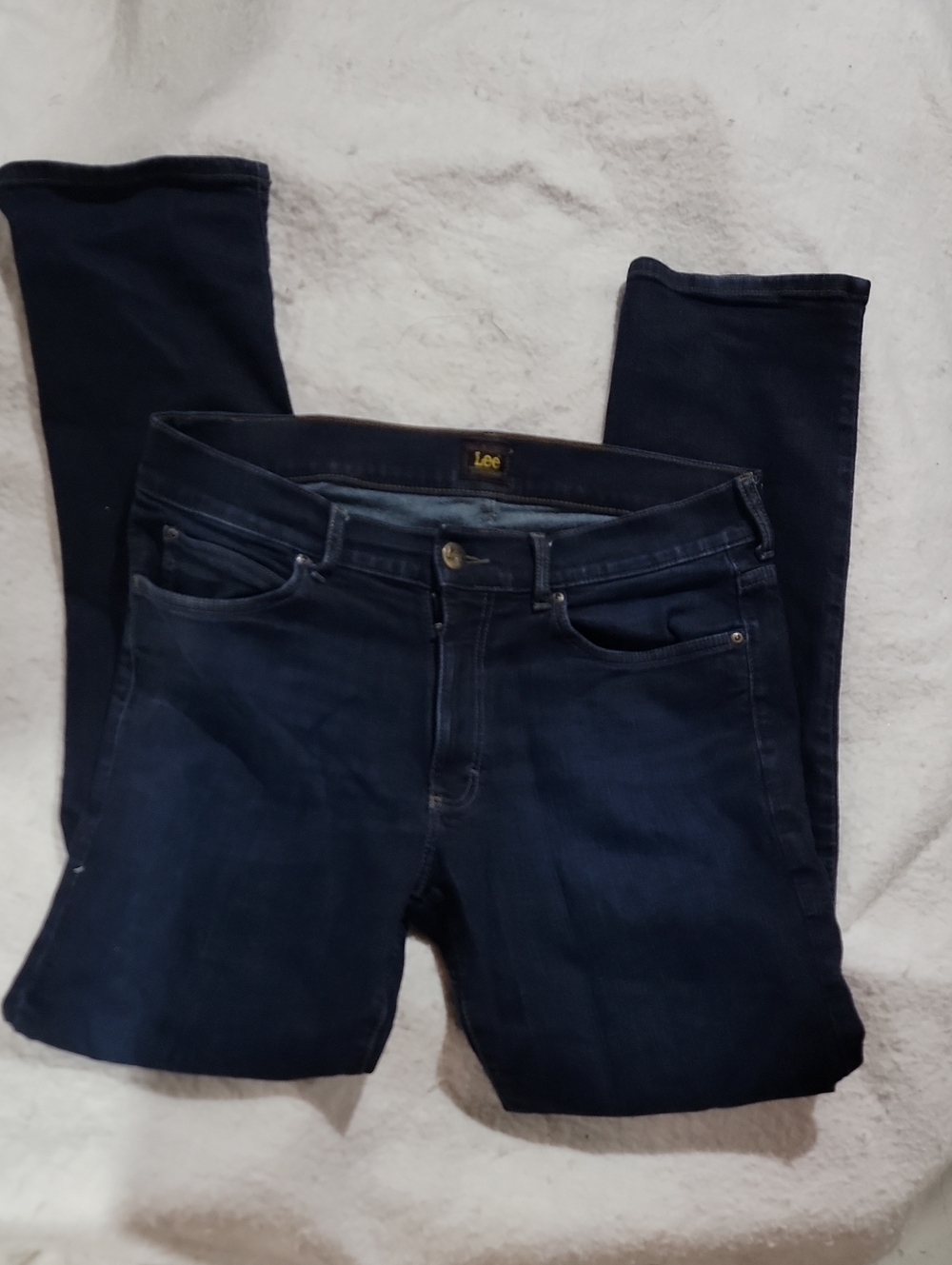 Lee Men's Relaxed Dark Blue Jeans